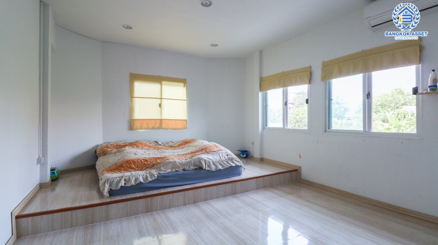 *****บ้านเดี่ยวมือสองย่านนนทบุรี ม.ซอยคุ้มบัวทอง บางกรวย-ไทรน้อย เนื้อที่กว้างขวางมากถึง 75 ตร.ว. ฟังก์ชัน 2 ห้องนอน 1 ห้องน้ำ 2 ที่จอดรถ บ้านชั้นเดี่ยว มีโกดัง บนทำเลเยี่ยม เดินทางสะดวก เชื่อมต่อถ.บางกรวย-ไทรน้อย, ถ.รัตนาธิเบศร์, ถ.กาญจนาฯ สนใจจองเลย!